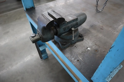 Used MIDWEST CRANE GENERIC Work Benches Minnesota US | Machinesused.com #1506331