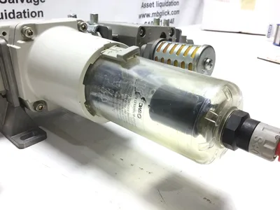 SMC AW60-N06C-Z-B Filter Regulator 7-125PSI Valves VHS50-N06-Z & AV5000-N06-5DZ