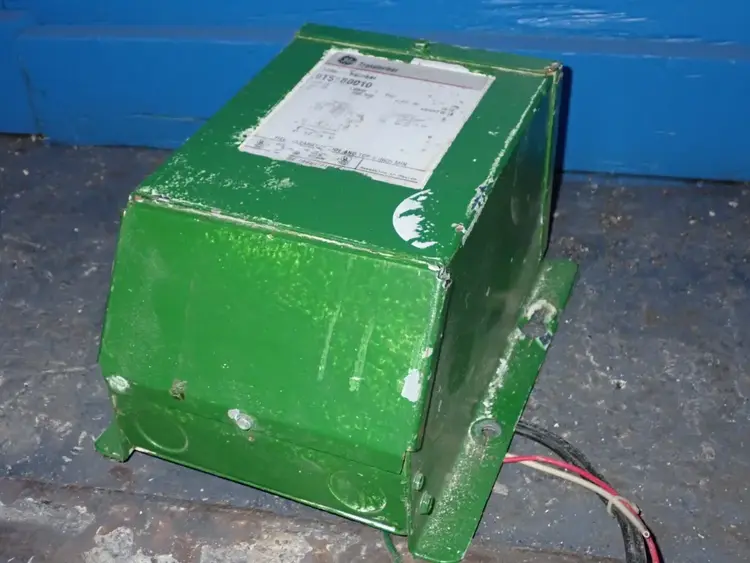Used GENERAL ELECTRIC 9T51B0010 Transformers Ohio US | HGR 24 #942564