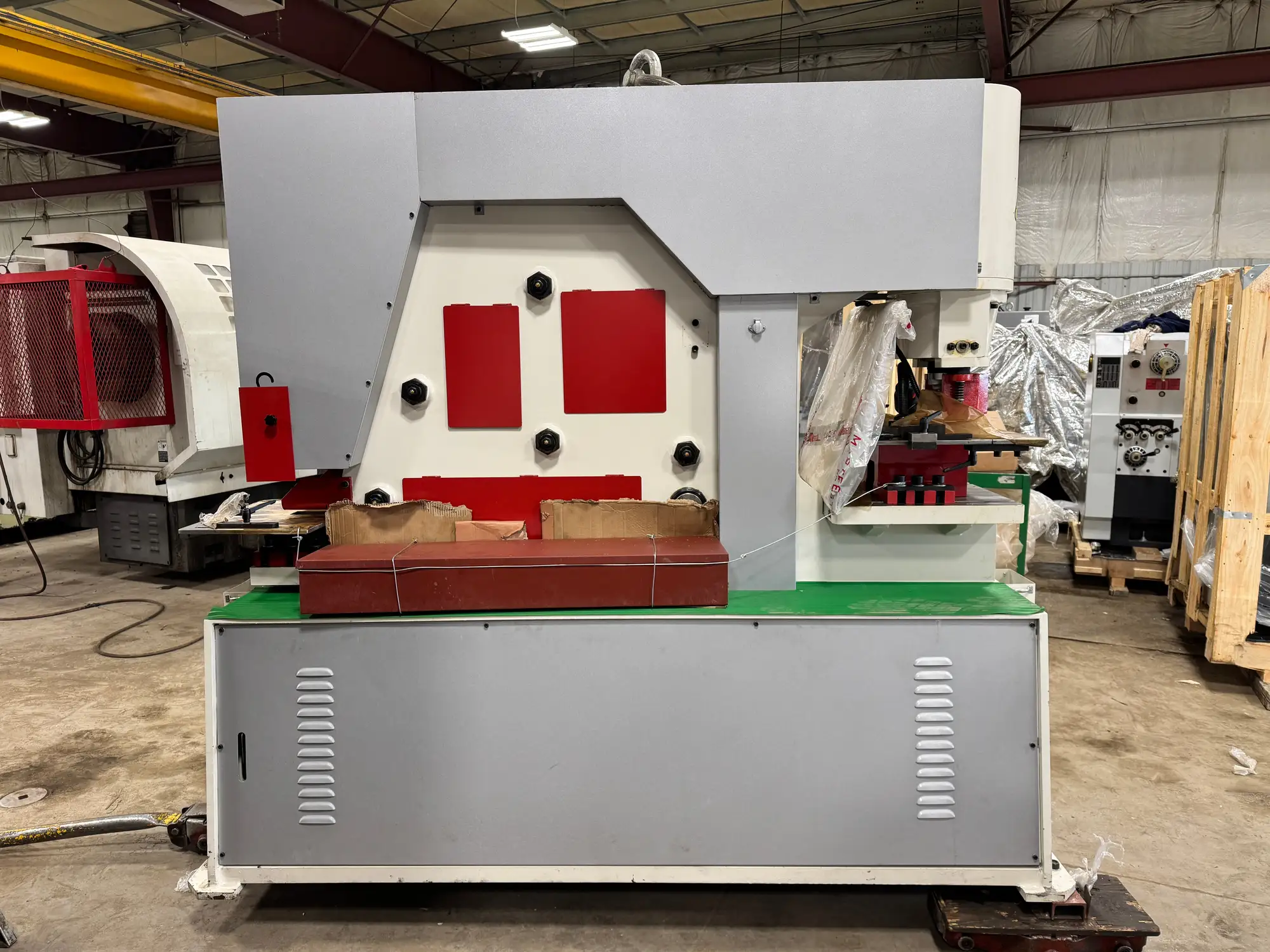 Masteel MIWH-130 Hydraulic Ironworker