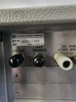 HEWLETT PACKARD 4261A METER