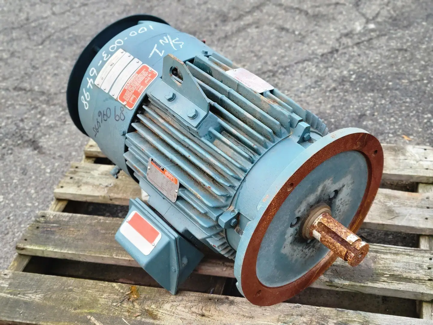 30 hp, 460 volts, 1765 rpm, 285LPH Severe Duty Motor