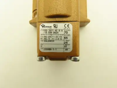 Versa VSG-3511-HC-M-U-10-55M-D024 Solenoid Valve 200psig Vacuum 70vac/24vdc