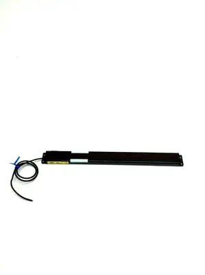 USED BANNER ENGINEERING 300MM ARAY EMITTER PART VERIFICATION
