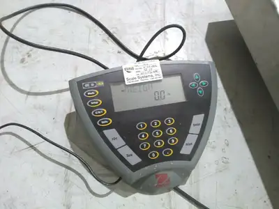 Used Ohaus Champ Square Platform Scale 0.1lb-500lb Platform Scales Michigan US | Maverick Industrial Sales #1489367