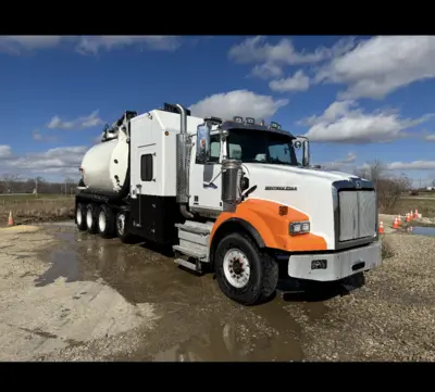 Foremost 1600 Hydro Excavator | American Contractors Equipment Supply (1)