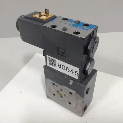 USED VICKERS DG4V-3-2AL-M-U-HL7-60