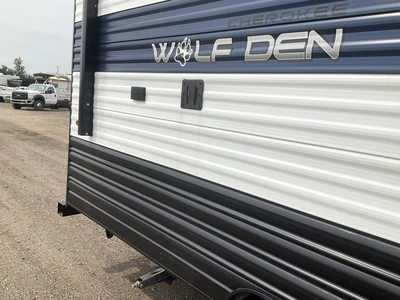 Used 2024 FOREST RIVER WOLF DEN Campers, Caravans, Motorhomes Michigan US | Miedema Asset Management Group #1342293