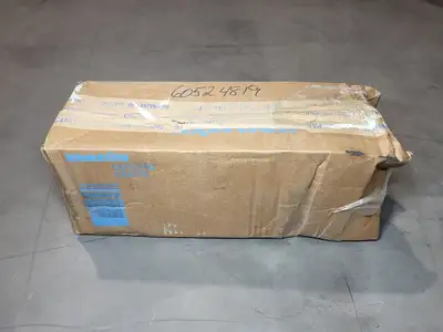 NEW KOMATSU 6218-11-5761