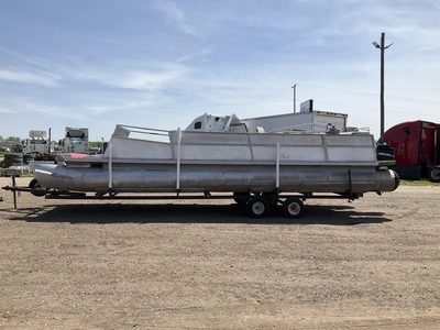 USED 1979 CREST 29-22
