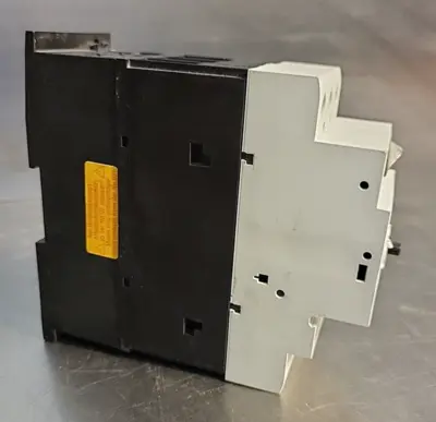 Moeller PKZM4-40 Circuit Breaker 50/60Hz +BK50/3 (BIN3.2.4)