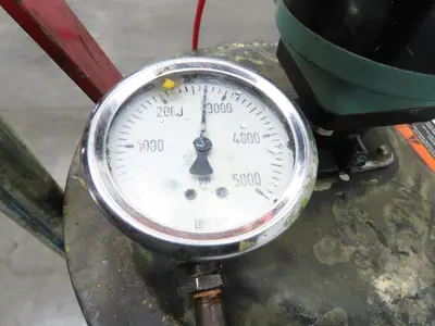 Lincoln V350120000 50:1 Pneumatic Grease Barrel Pump Portable 16Gal 120lb Lifter