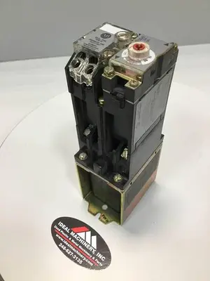 USED ALLEN BRADLEY 700DC-P200Z24