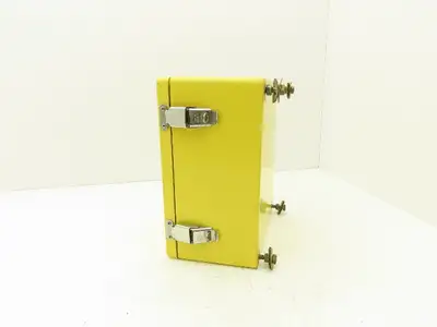 Fluid Components International GF90 Gas Flow Meter Controller