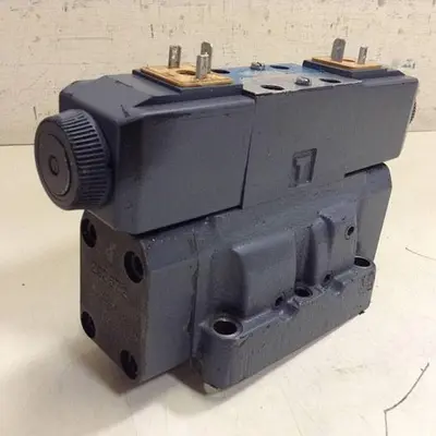 USED VICKERS DG4V-3-6C-M-U-HL7-60-B13