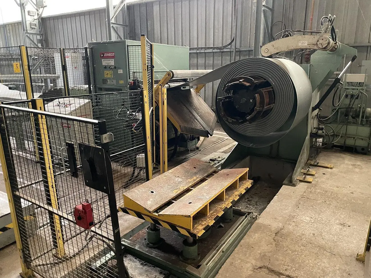 USED DIMECO DECOILER & STRAIGHTENER 1000 X 6 MM