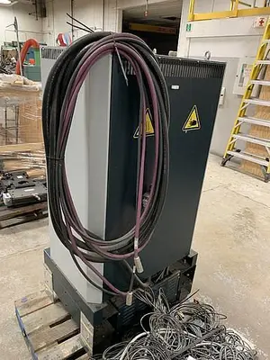 Used 2010 KUKA KR 100-2 PA 4 AXIS PALETTIZING ROBOT W/KRC 2 ED05 CONTROLLER Robots | Harbor Machinery Inc. #1283288