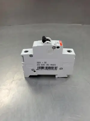 USED ABB S201-D2 Circuit Breaker, (2CDS251001R0021), 230/400VAC, 2A