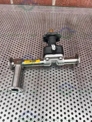 USED ITT PURE FLO 1-316L-SFV5-CWP150 3 -WAY DIAPHRAGM VALVE W/  1"  SANITARY FITTING