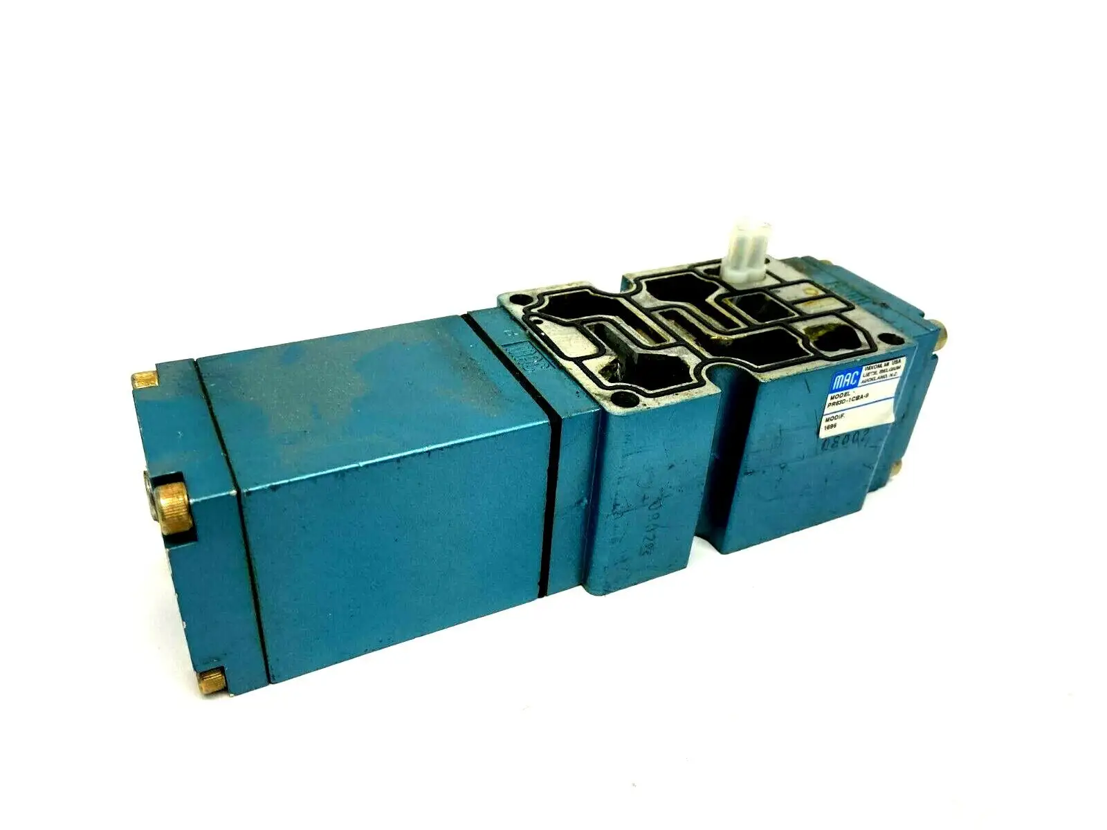 PR63D-1CBA-9 | Mac Valves  Pneumatic Valve Manifold - Used
