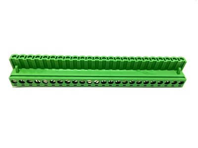 USED PHOENIX CONTACT 24 SLOT PLUGGABLE TERMINAL BLOCK 12A 320V