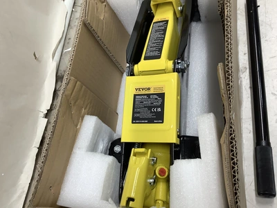 Used _UNKNOWN_ _UNKNOWN_ Automotive Lifters Michigan US | Miedema Asset Management Group #1323975