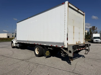 Used 2016 FREIGHTLINER BUSINESS CLASS M2 26' BOX TRUCK Box trucks Ohio US | Miedema Asset Management Group #1709388