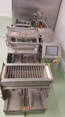 USED 2011 MINIPAN CMBY 0400X000.06 GIROPN