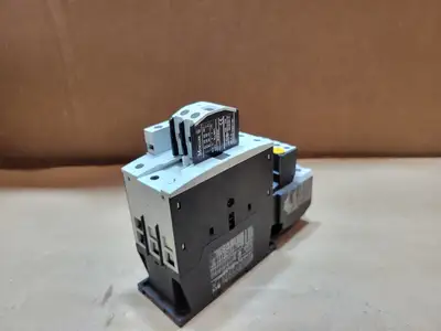 Contactor DILM40 w/ Overload Relay XT0B057DC1