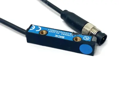 USED SICK RECTANGULAR INDUCTIVE PROXIMITY SENSOR 1099989