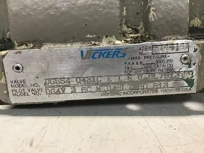 USED VICKERS DG4V-3-6C-M-U-HL7-60-B13