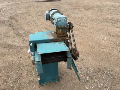 Chip Conveyor, Marathon 1/2hp 208-230/460 Volt 3 Phase Motor, approx. 90” long overall, 9” wide conv...