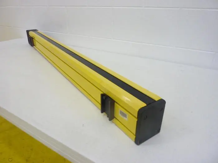 Used SICK OPTIC ELECTRONIC AGSE 1200-2221 Light Curtains & Grids Michigan US | Ideal Machinery #586951