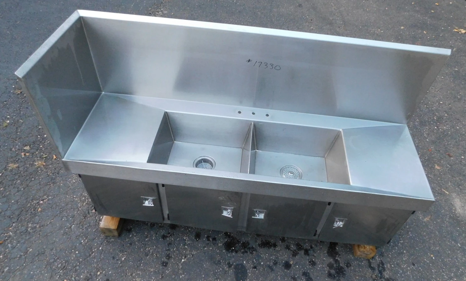 Item #17330 (Custom 2 Bay Sink)
