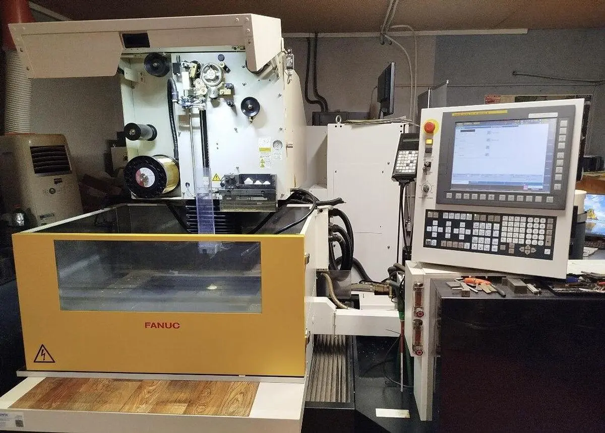 USED 2014 FANUC ROBOCUT ALPHA C600IA