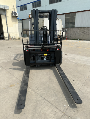 LPG-Gas 5-Ton Forklift in Florida, USA