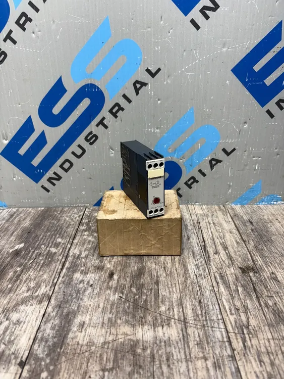 Used Siemens 7PU6020-7NJ20 Relays & Switches South Carolina US | ESS Industrial Equipment Sales #1171667