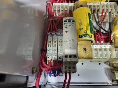 USED SQUARE D MODEL 6