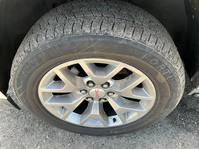 USED 2015 GMC YUKON