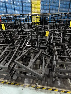 (18) Rolling Material Carts