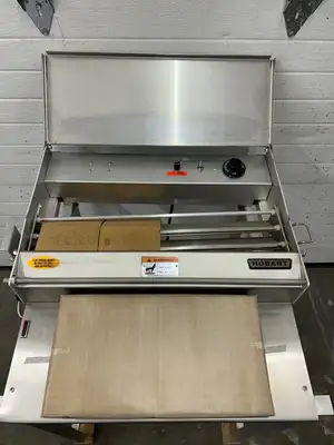 Hobart W32C-5 Floor Model Wrap Station w/ Built In Hotplate - (3) Film Roll Capacity, 120v, Refurbished
