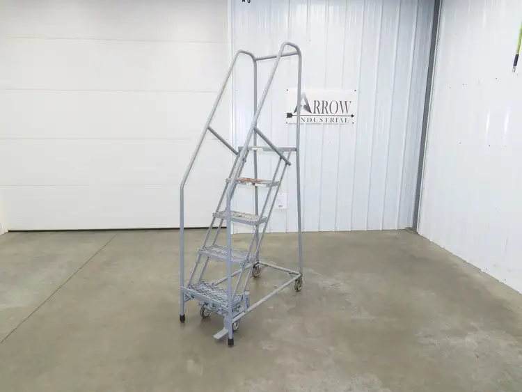 Used ULINE _UNKNOWN_ Ladders Indiana US | Arrow Industrial #920092