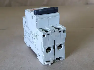 Used MERLIN GERIN C60A Switchgears British Columbia CA | Lenmark #239038