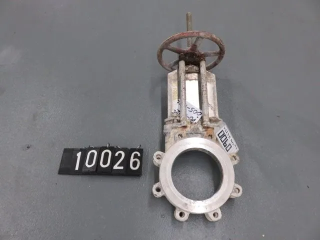 TL 8"-150 knife gate valve, hand wheel operated