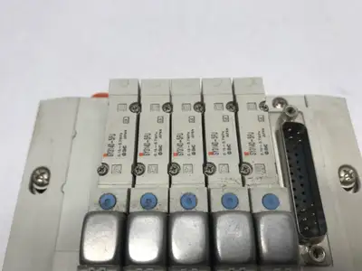 Used SMC Pneumatic Air Manifold Valve Assembly Pump & Valve Parts Michigan US | Maverick Industrial Sales #1398016
