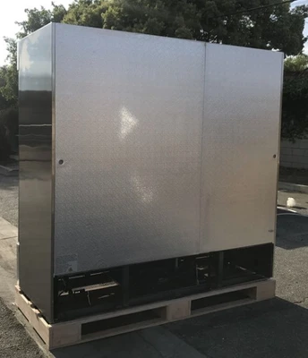 171-0121 80” Stainless Steel Self Contained Glass 3 Door Reach In Cooler