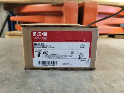 NEW CROUSE-HINDS RE54 SA