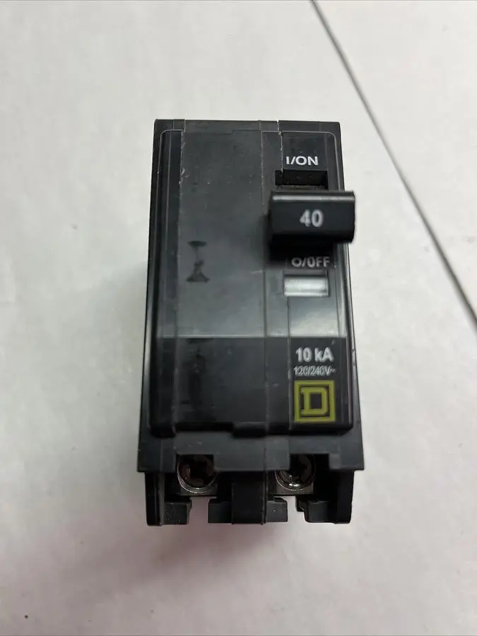 New | in-Stock SQUARE D QO240 Miscellaneous Equipment (Electrical & Power) | Surplus Asset Holdings #1195918