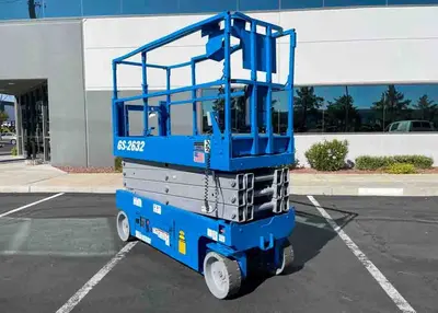 USED 2018 GENIE GS-2632