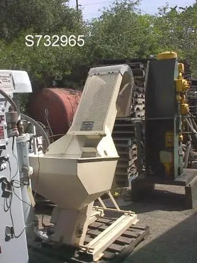 Used AYLESBURY AUTOMATION LTD. 50EL354 Hoppers California US | Machinery & Equipment #137790